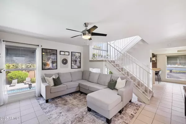 Phoenix, AZ 85013,2 W GEORGIA Avenue #12
