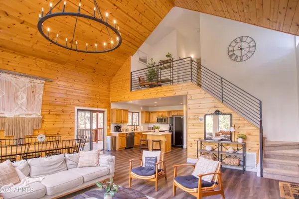 Pinetop, AZ 85935,748 W SEQUOIA Lane