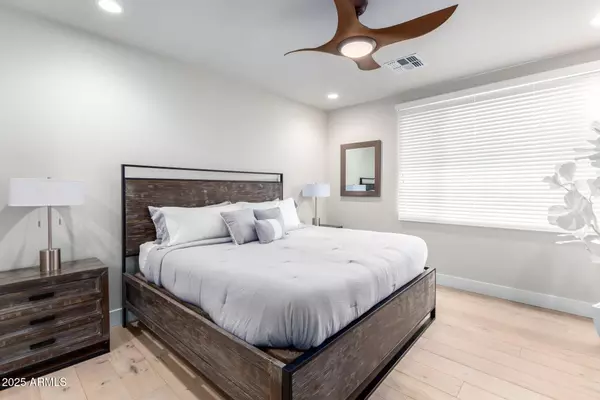 Scottsdale, AZ 85251,7550 E OSBORN Road #1002