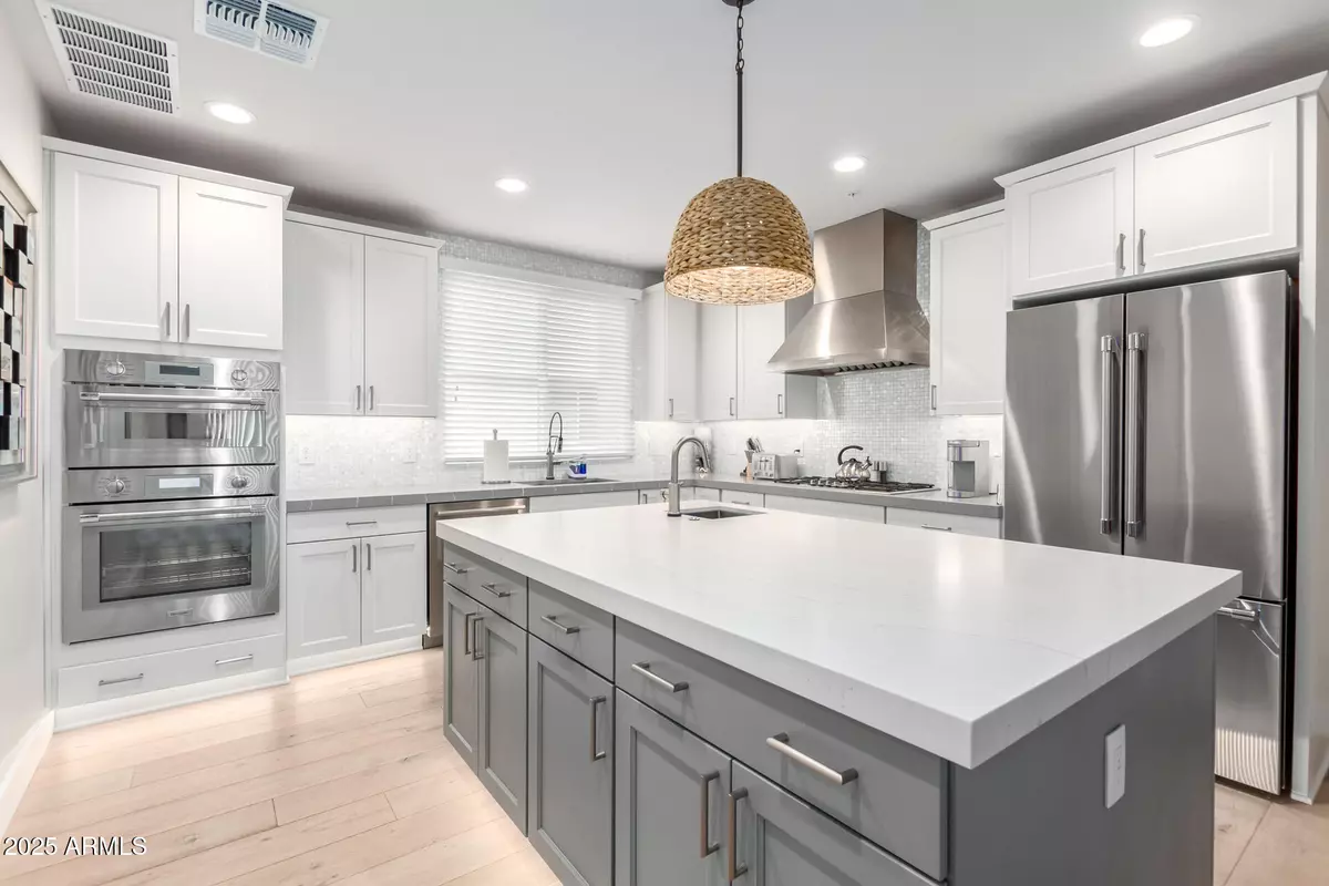 Scottsdale, AZ 85251,7550 E OSBORN Road #1002