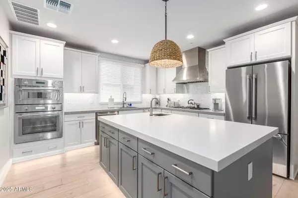 7550 E OSBORN Road #1002, Scottsdale, AZ 85251