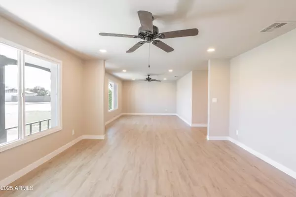 Phoenix, AZ 85029,13120 N 23RD Avenue