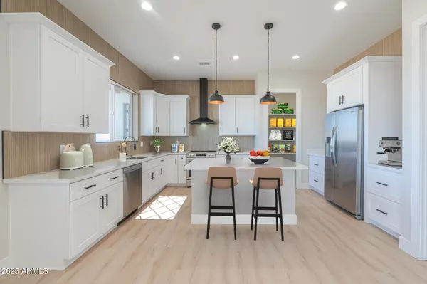 Maricopa, AZ 85139,9388 N Hidden Valley Road