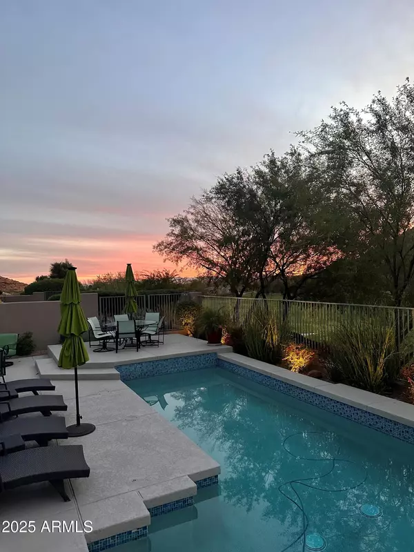 Fountain Hills, AZ 85268,9032 N LONGFEATHER --