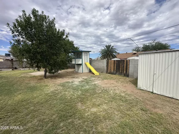 Apache Junction, AZ 85120,660 W 23RD Avenue