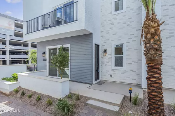 Phoenix, AZ 85003,132 W WILLO Court