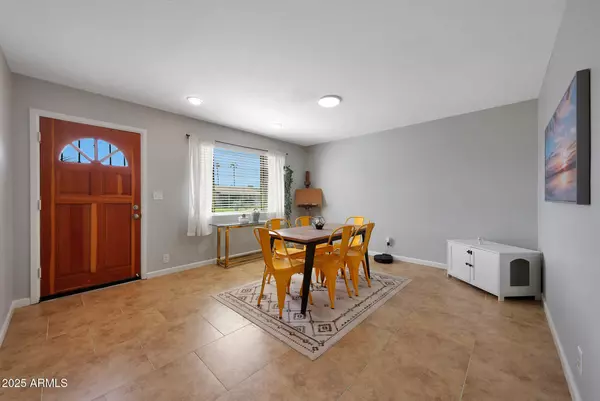 Phoenix, AZ 85020,1138 E ECHO Lane