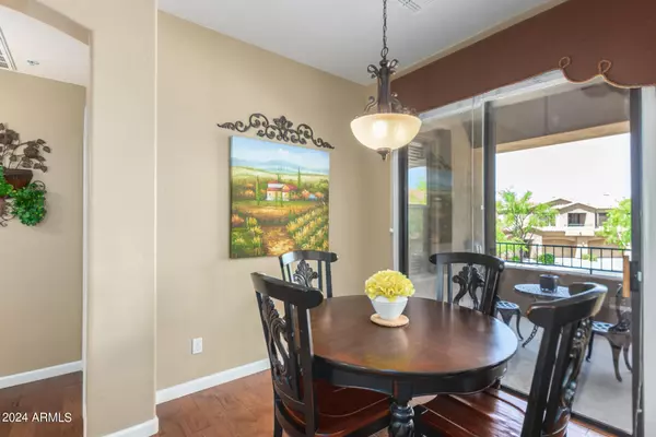 Scottsdale, AZ 85260,16600 N Thompson Peak Parkway #2010