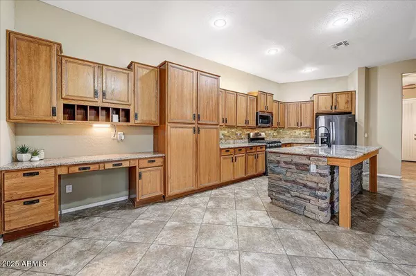 Phoenix, AZ 85086,2906 W Languid Lane