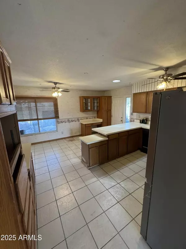 Mesa, AZ 85201,2064 W CAMINO Circle
