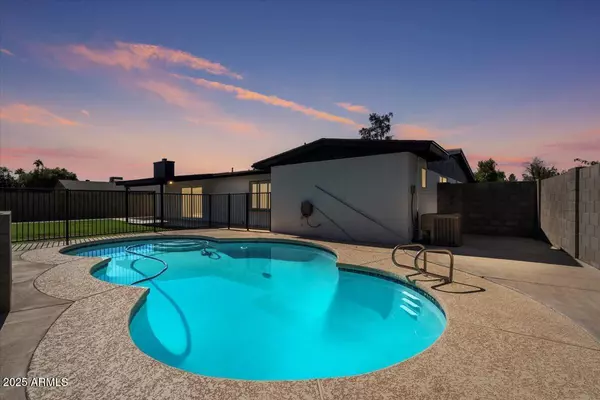 Phoenix, AZ 85051,10037 N 42ND Drive