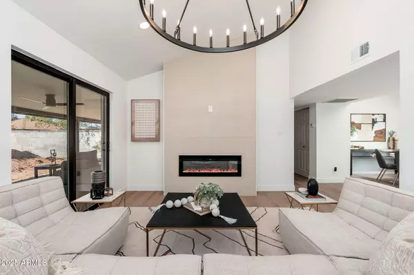 Phoenix, AZ 85018,3417 E MONTECITO Avenue