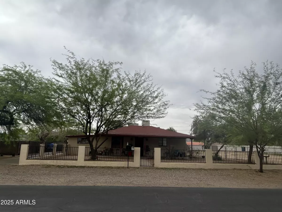 Phoenix, AZ 85032,3021 E SAINT JOHN Road