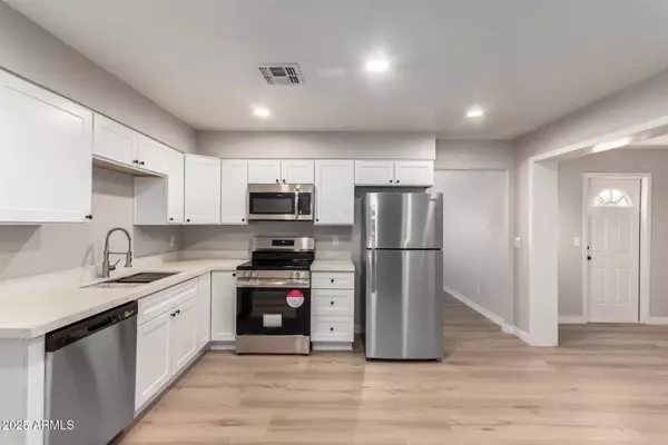 Chandler, AZ 85225,874 E TYSON Street