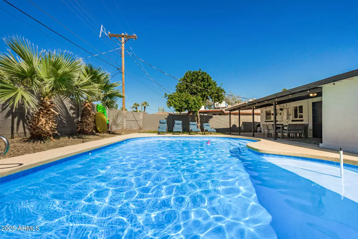 Scottsdale, AZ 85257,2228 N 74TH Way N