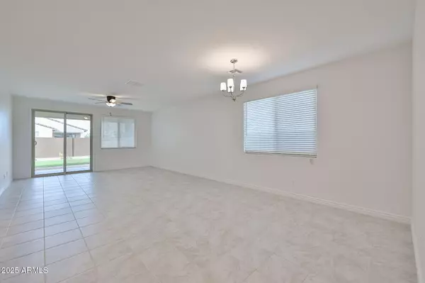 Glendale, AZ 85305,8806 W ORANGE Drive