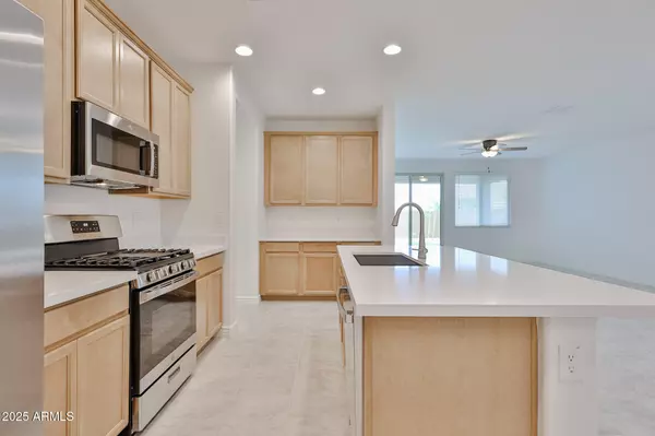 Glendale, AZ 85305,8806 W ORANGE Drive