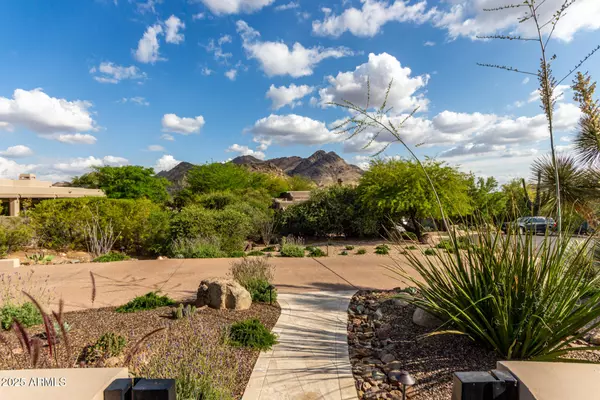 Scottsdale, AZ 85255,11434 E JUAN TABO Road