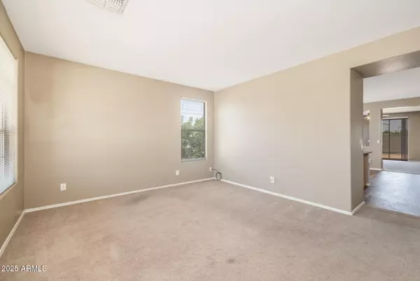 Phoenix, AZ 85041,3148 W MALDONADO Road