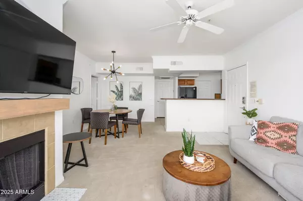 Scottsdale, AZ 85260,15095 N THOMPSON PEAK Parkway #3044