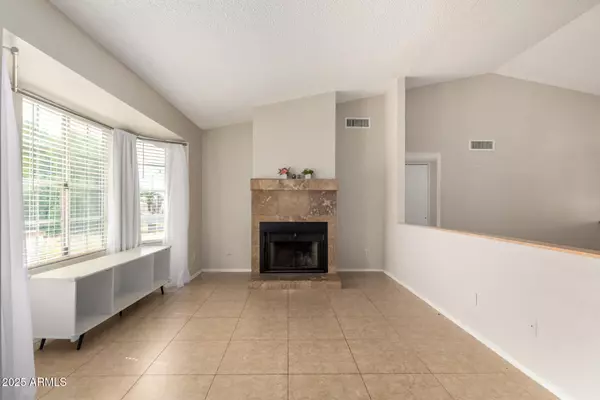 Mesa, AZ 85205,6420 E JENSEN Street