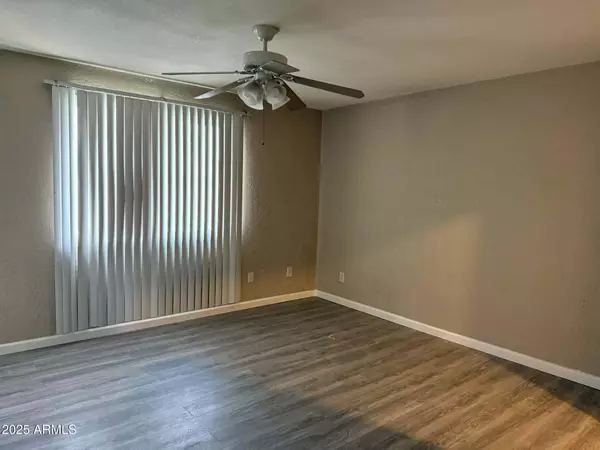 Tempe, AZ 85283,2041 E RADCLIFFE Drive