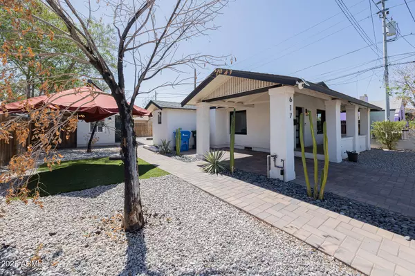 Phoenix, AZ 85006,617 N 14TH Street