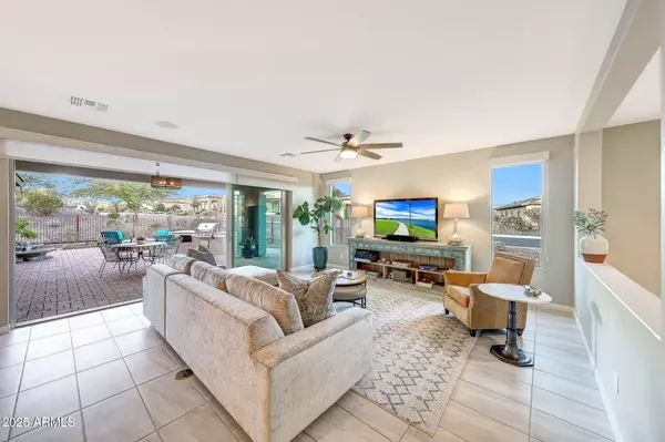 4662 Cactus Wren Road, Wickenburg, AZ 85390