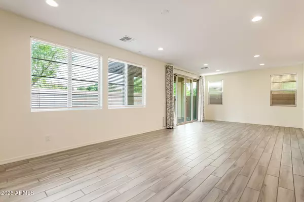 Gilbert, AZ 85295,1645 S FOLLETT Way