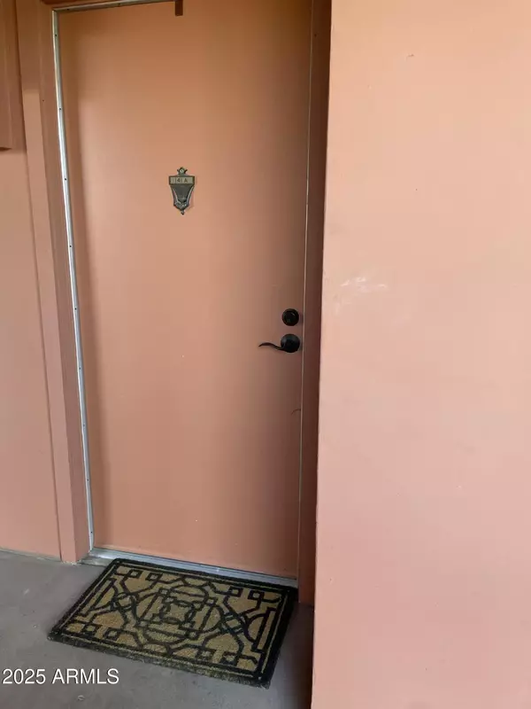 Phoenix, AZ 85032,12222 N PARADISE VILLAGE Parkway #141