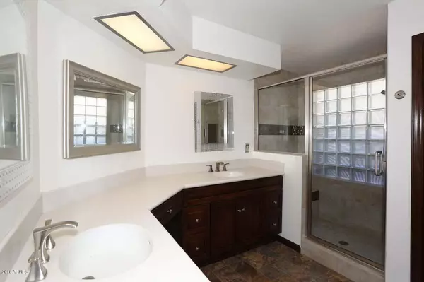 Scottsdale, AZ 85254,5109 E KATHLEEN Road E