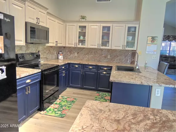 Phoenix, AZ 85044,4707 E ROCKLEDGE Road