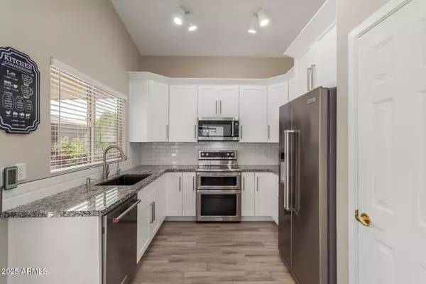 Chandler, AZ 85249,3509 E HAZELTINE Way