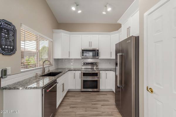 Chandler, AZ 85249,3509 E HAZELTINE Way