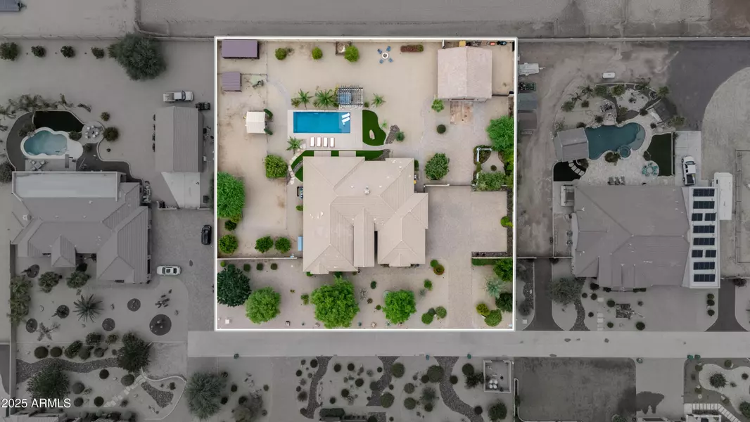 806 W DESERT RANCH Road, Phoenix, AZ 85086