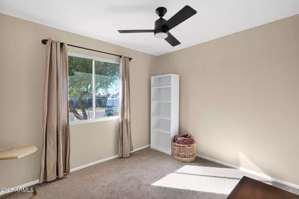 Phoenix, AZ 85053,3356 W MAUNA LOA Lane