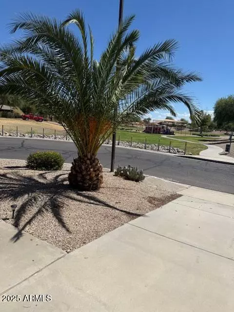 San Tan Valley, AZ 85143,472 E MULE TRAIN Trail