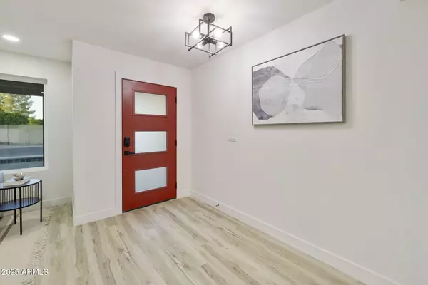 Phoenix, AZ 85032,4401 E VOLTAIRE Avenue