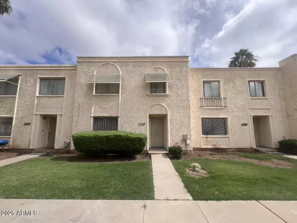 5710 N 43rd Lane, Glendale, AZ 85301