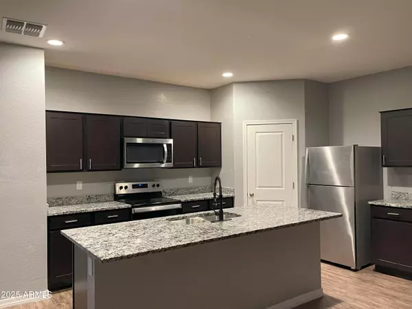 Casa Grande, AZ 85194,374 S VERDAD Lane