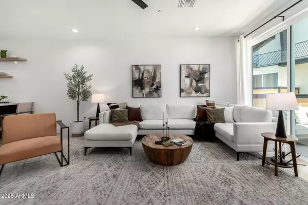 3426 E UNIVERSITY Drive #112, Mesa, AZ 85213