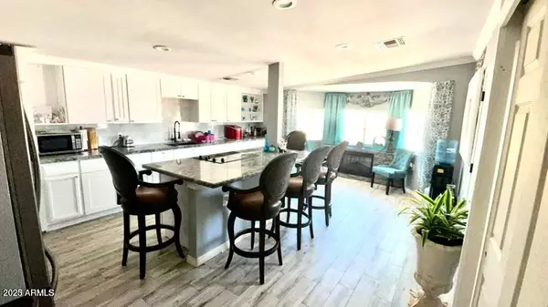 Casa Grande, AZ 85193,9360 S HAHN Street