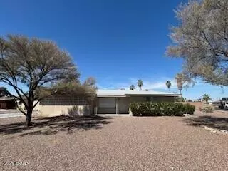 628 N RECKER Road, Mesa, AZ 85205