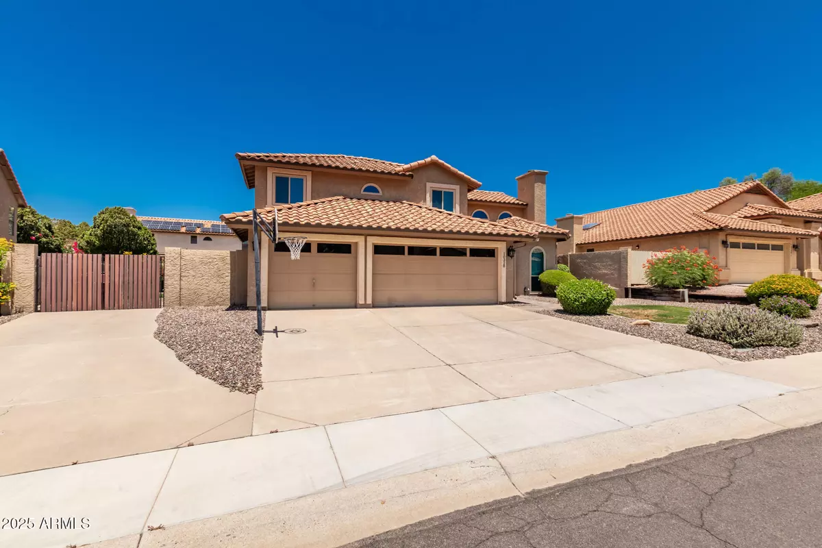Scottsdale, AZ 85260,10328 E Wood Drive