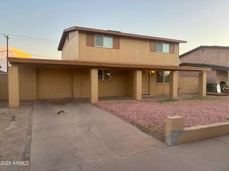 8113 W WHITTON Avenue, Phoenix, AZ 85033