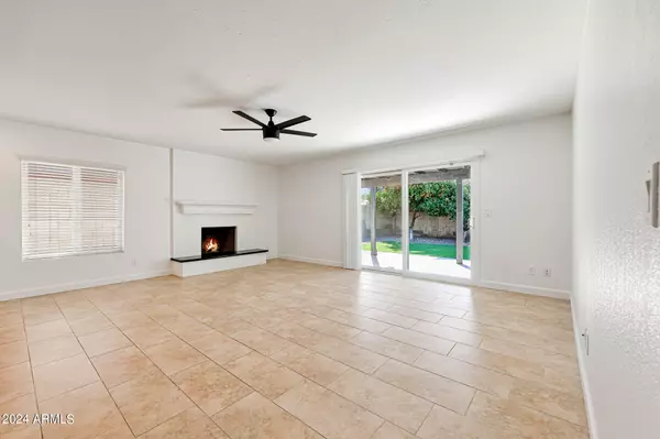Scottsdale, AZ 85254,5423 E JUSTINE Road