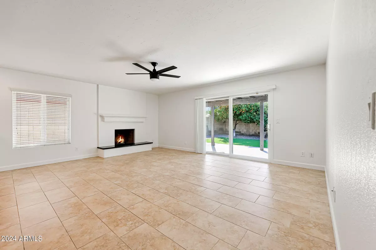 Scottsdale, AZ 85254,5423 E JUSTINE Road