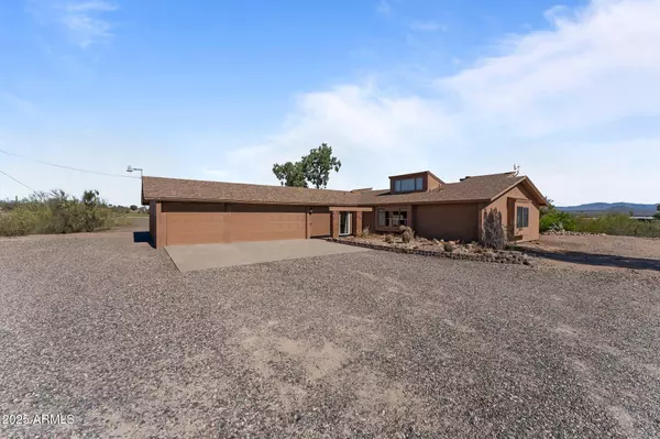 Wickenburg, AZ 85390,835 W PALO VERDE Drive