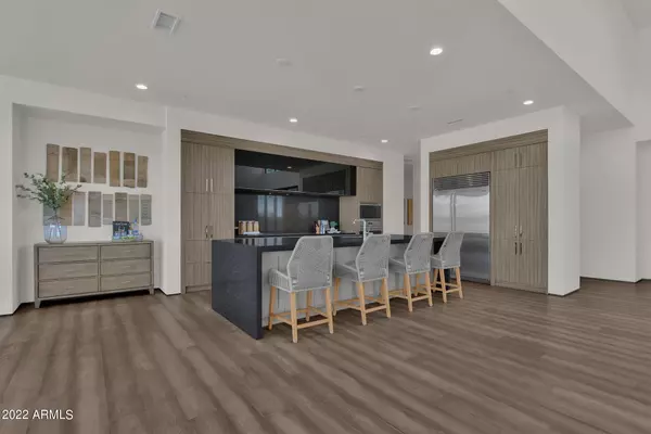Scottsdale, AZ 85262,37200 N CAVE CREEK Road #1004