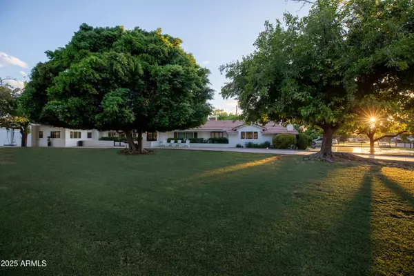 Phoenix, AZ 85021,1101 W ROYAL PALM Road